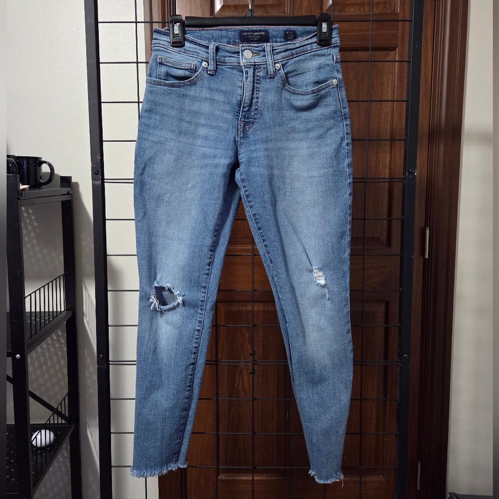 Lucky Brand Denim Jeans, Womens, Size 4/27, Distressed Look.